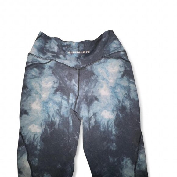 Alphalete Surface Power Blue Tie Dye Oil Stain Leggings Size Medium - Picture 8 of 8